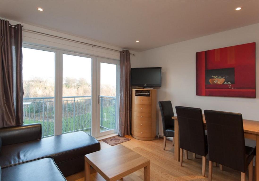The Lochend Park View Residence Édimbourg Extérieur photo