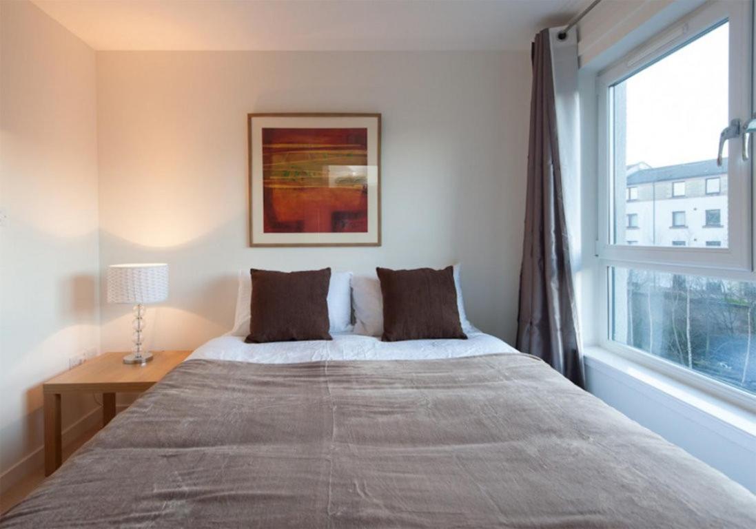 The Lochend Park View Residence Édimbourg Extérieur photo